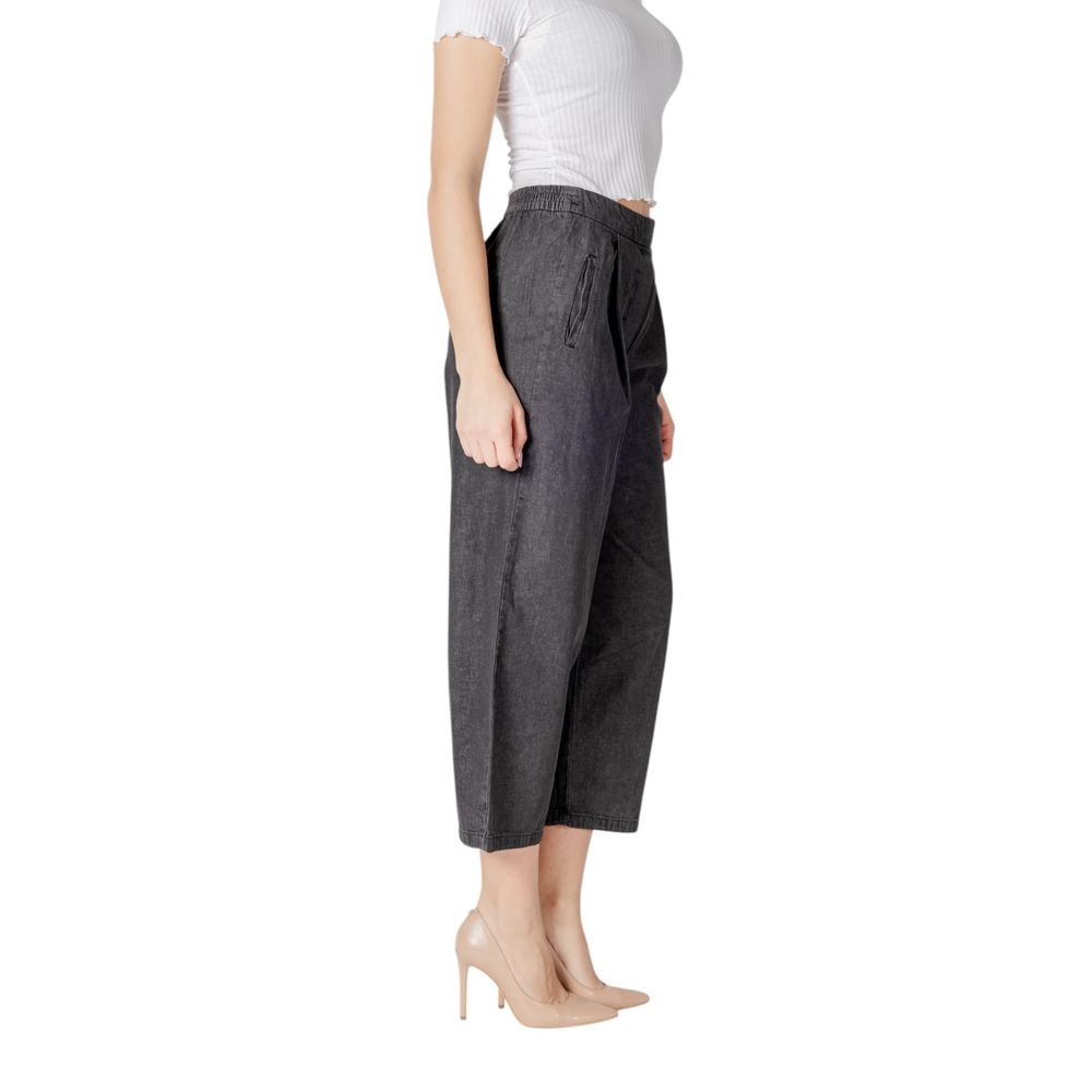 ICHI - Modern High Rise Balloon Cut Wide Leg Jeans - Black ICHI